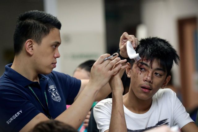 Φιλιππίνες: 190 τραυματίες από βεγγαλικά
