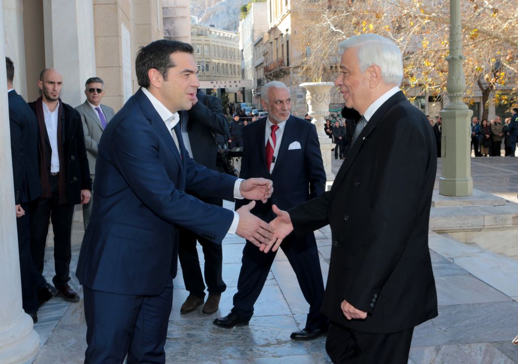 Tsipras: Decisions after Davos, FYROM tops agenda