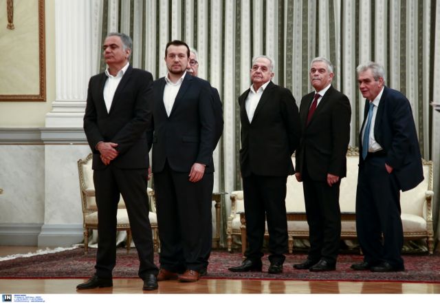 Η δυστυχία να είσαι αριστερός