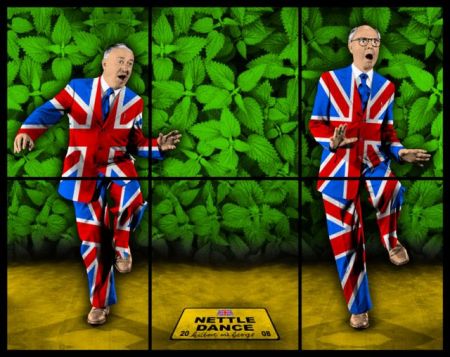 Οι Gilbert & George θα φέρουν τα πάνω κάτω στο Νιάρχος [Βίντεο]