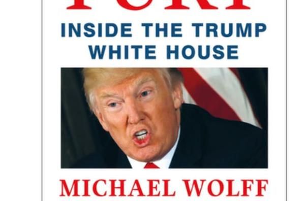 Μάικλ Γουόλφ: «Μηδαμινή η αξιοπιστία Τραμπ»