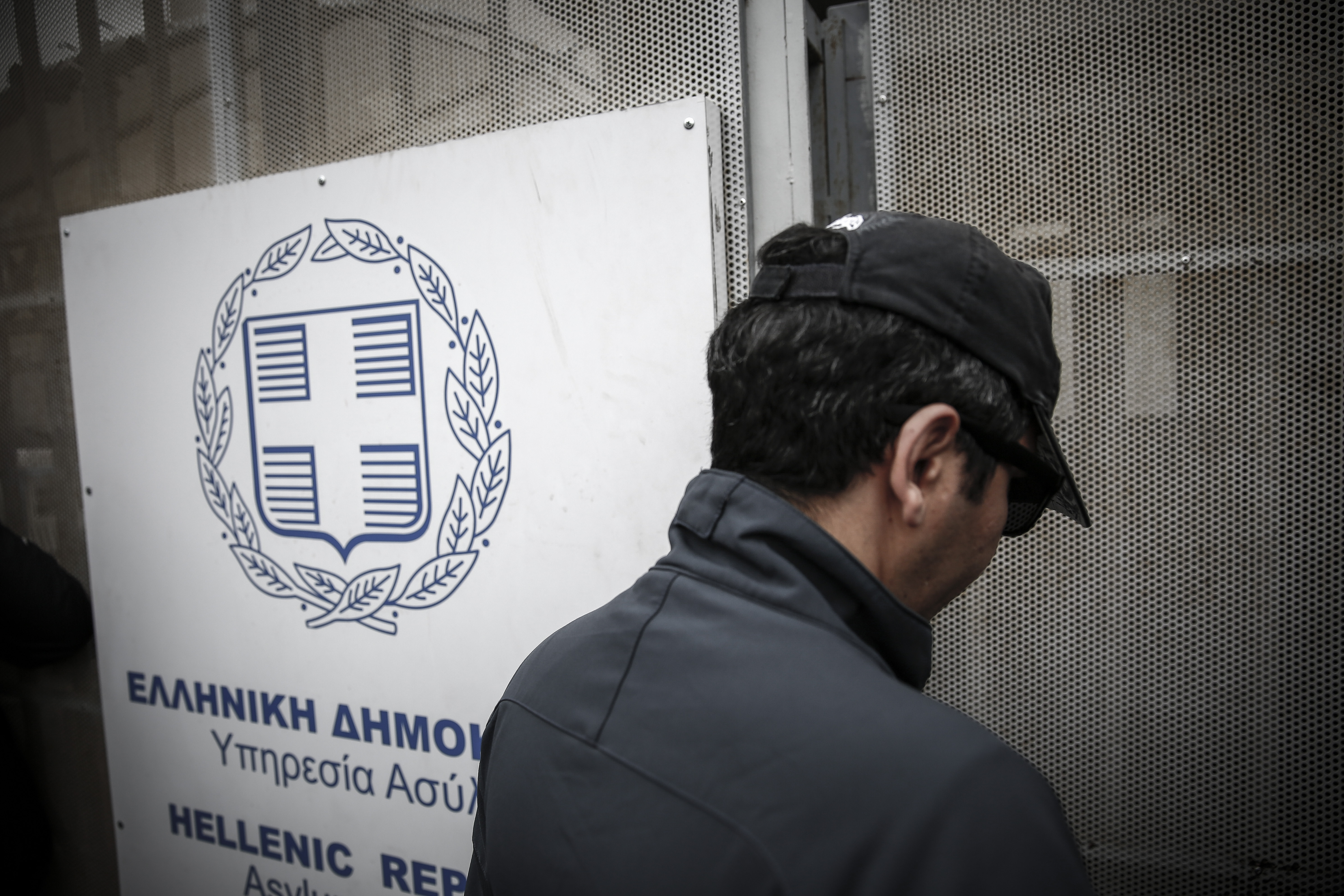 Ελληνικό Συμβούλιο για Πρόσφυγες: Παράνομη  η κράτηση του τούρκου αξιωματικού