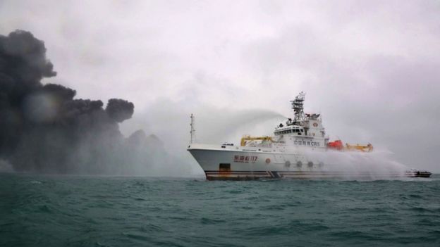Κίνα: «Οικολογική βόμβα» εξαιτίας της σύγκρουσης με το δεξαμενόπλοιο