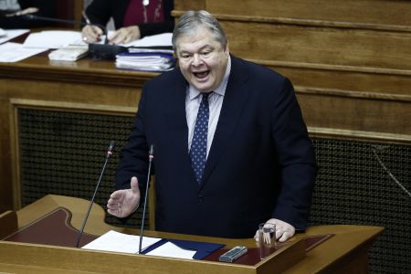 Βουλή: Παρέμβαση Βενιζέλου για τα όρια δικαιοδοσίας του Μουφτή