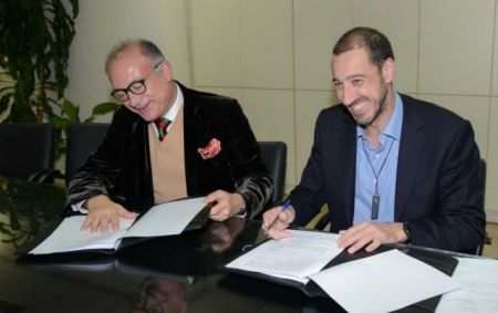 Ενας διάσημος χειρουργός στην παιδοκαρδιοχειρουργική κλινική του «Αγ. Σοφία»