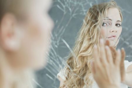 Η τελειομανία πλήττει τους νέους