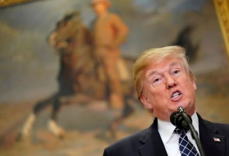 Γιατί ο Τραμπ βλάπτει σοβαρά την αμερικανική δημοκρατία