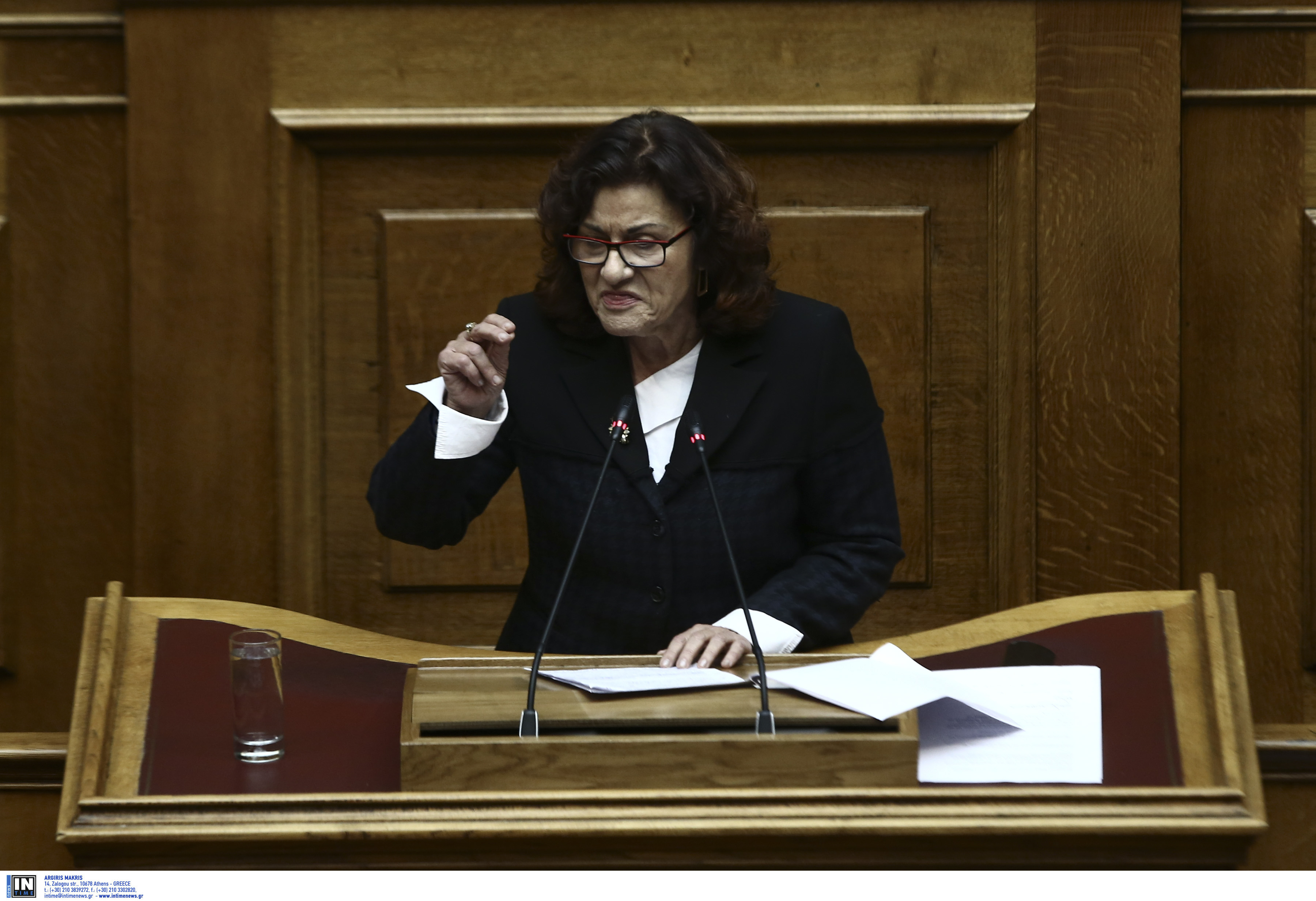 Φωτίου: Θα αντιμετωπίσουμε τις μειώσεις στα πολυτεκνικά επιδόματα μέσα στο 2018