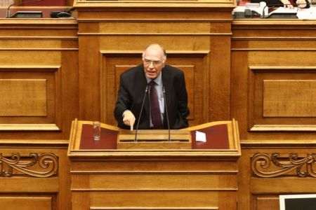 Λεβέντης: Να είμαστε πιο προσεκτικοί στην υπόθεση Novartis