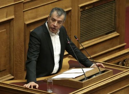 Στ.Θεοδωράκης: Χρειαζόμαστε αληθινό πατριωτισμό και όχι πατριδοκαπηλία