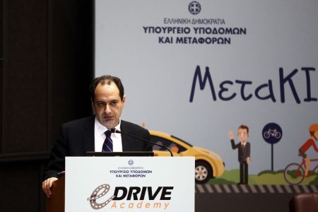 Χρ. Σπίρτζης: «Φθηνότερα διόδια με το ηλεκτρονικό σύστημα»