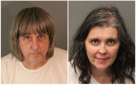 Εξονυχιστικοί έλεγχοι στο σπίτι της φρίκης στην Καλιφόρνια