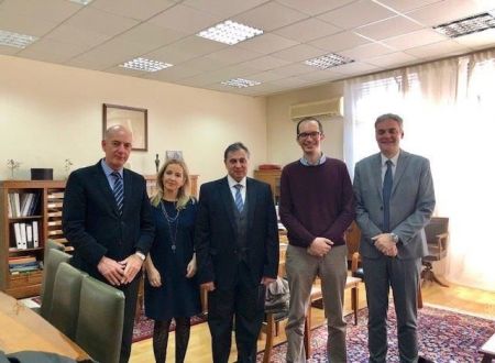 Παρεμπόριο και Κυριακές στη συνάντηση Κορκίδη – Αυλωνίτη