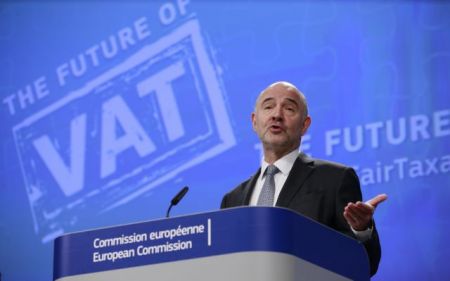 Μοσκοβισί: Ανοιχτή η πόρτα αν οι Βρετανοί αλλάξουν γνώμη για το Brexit