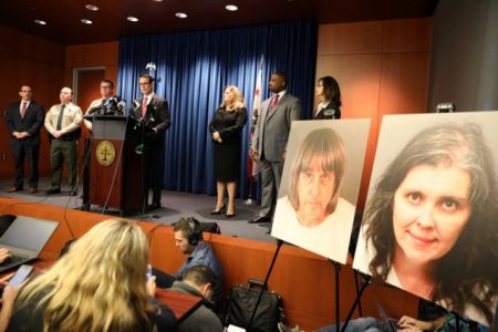 Το σπίτι της φρίκης: Δριμύ το κατηγορητήριο για τους γονείς