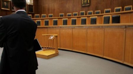 Εν μέσω ύβρεων συνεχίστηκε η δίκη Αντωνόπουλου