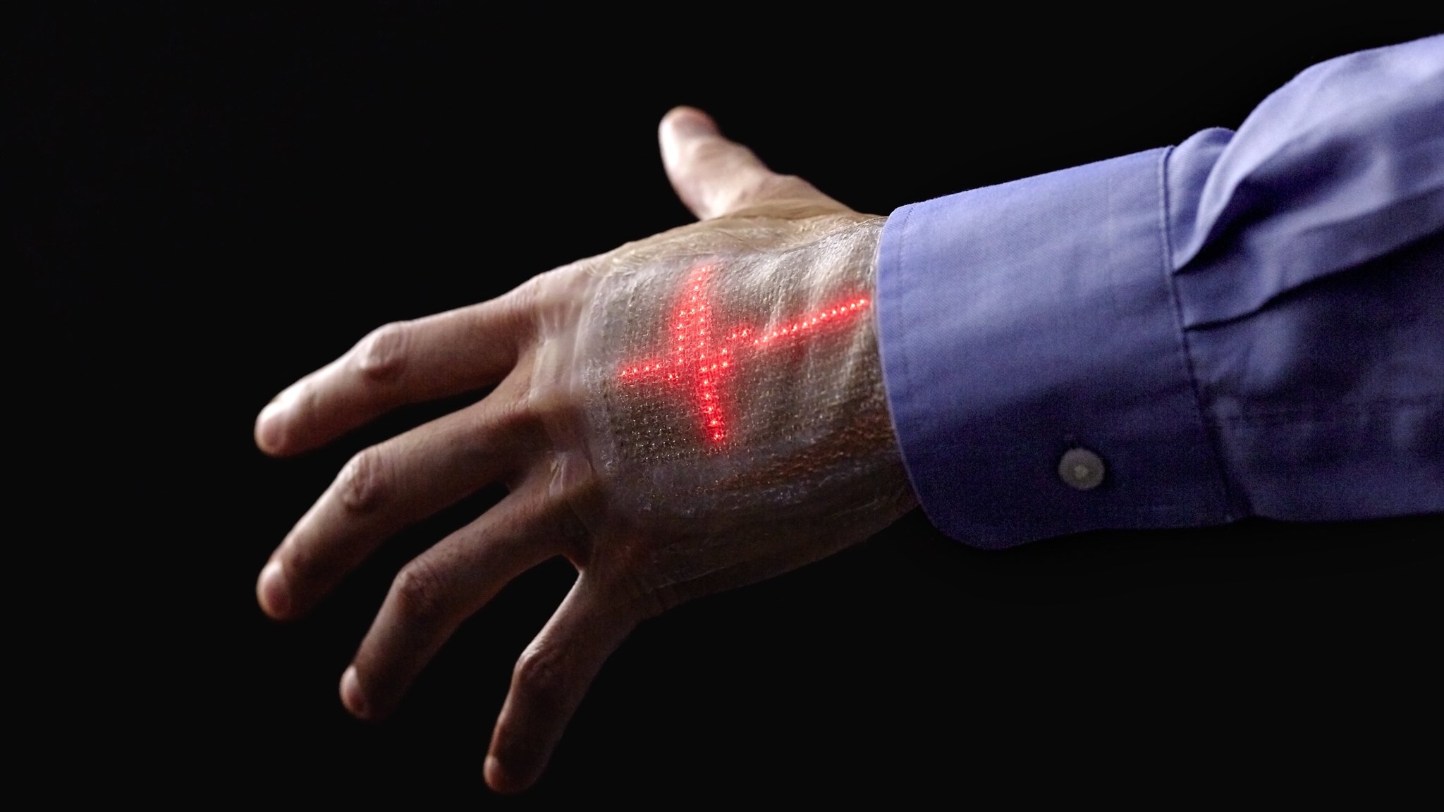 Ηλεκτρονικό δέρμα προβάλλει το καρδιογράφημα επάνω στο χέρι