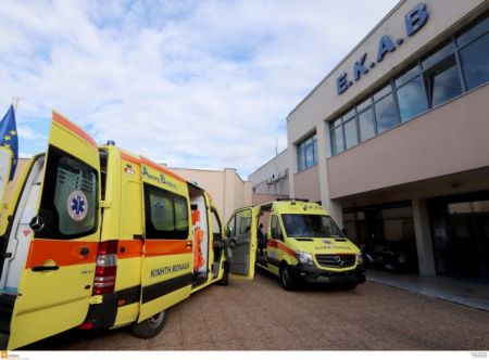 ΕΚΑΒ: Έκτακτα μέτρα την περίοδο του Πάσχα