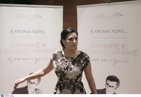 Η Όλγα Κεφαλογιάννη «φλερτάρει» με το δήμο Αθηναίων