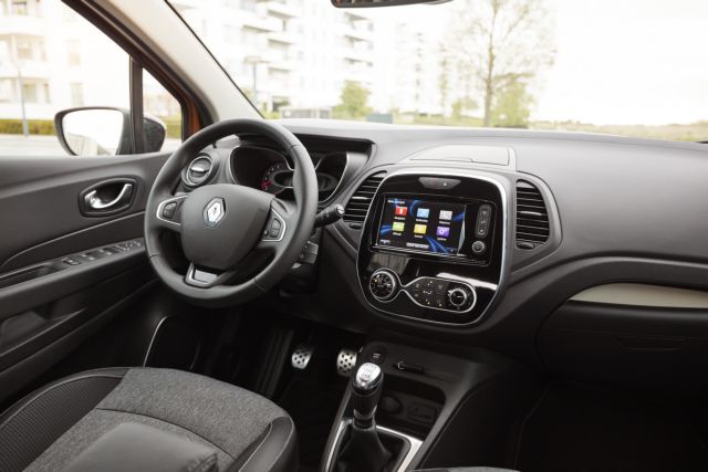 Renault Captur 1.5 dCi 110: Στην πρώτη γραμμή