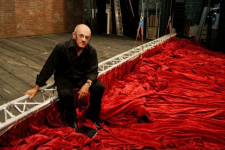 Στέφανος Λαζαρίδης: Ο παθιασμένος «ερευνητής» της όπερας και του θεάτρου