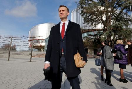 Ρωσία: Αστυνομική εισβολή στα γραφεία του Ναβάλνι