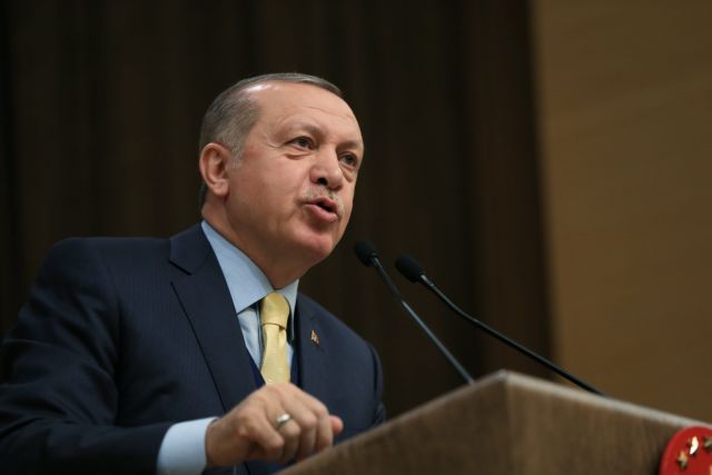 Ο Ερντογάν καταργεί τη λέξη «Τουρκία» από τον τίτλο συλλόγων