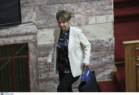 Γεροβασίλη: Απαντά στις κατηγορίες της ΝΔ για «διόγκωση» του Δημοσίου