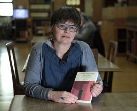 Κάρεν Βαν Ντάικ: Με την ποίηση η Ελλάδα ανοίγεται ξανά στον κόσμο