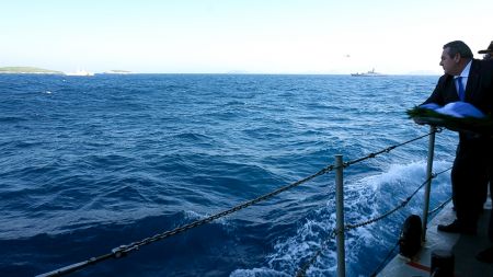 Σύμβουλος Ερντογάν: Θα σπάσω τα πόδια όποιου Έλληνα ανέβει στα Ίμια