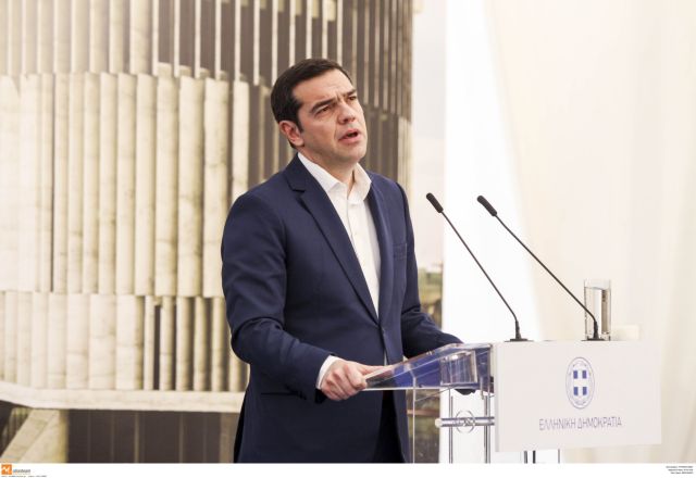 Πάτρα: Ομιλία Τσίπρα στο 9ο περιφερειακό συνέδριο