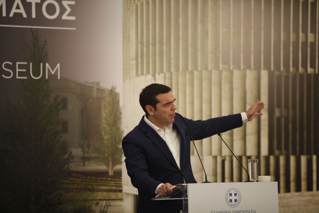 Το συλλαλητήριο και οι λάθος χειρισμοί εγκλωβίζουν την κυβέρνηση