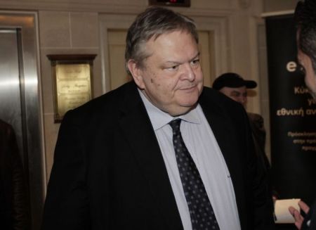 Ευ. Βενιζέλος: «Το άθλιο θεσμικό τέχνασμα των ΣΥΡΙΖΑΝΕΛ που ευτελίζει Βουλή και Δικαιοσύνη»