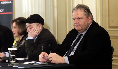 Ευ. Βενιζέλος: Βάρβαρη προσβολή των θεμελιωδών θεσμών στην υπόθεση Novartis