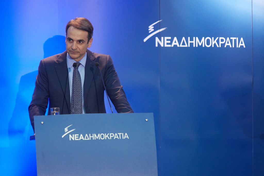 Σφοδρή καταδίκη της επίθεσης στο σπίτι του Μίκη Θεοδωράκη από τη ΝΔ