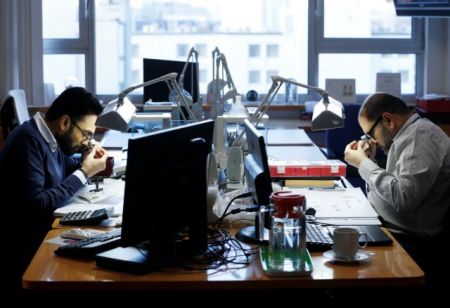 Η Αμβέρσα «λάμπει» ανήμερα του Αγίου Βαλεντίνου