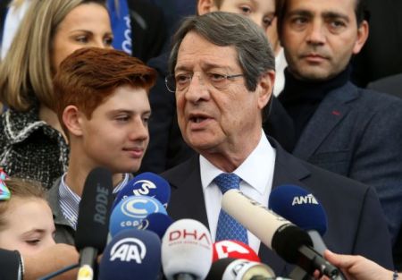 Τηλεφωνική συνομιλία Αναστασιάδη – Μέι