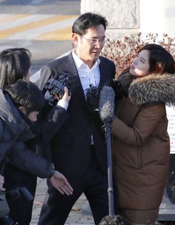 Διχάζει η αποφυλάκιση του κληρονόμου της Samsung