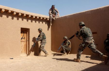 Αφγανοί προσφεύγουν εναντίον ΗΠΑ, Ταλιμπάν και κυβέρνησης