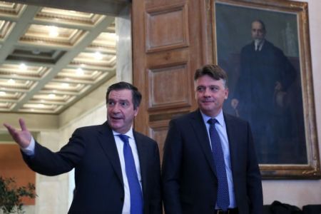 Μήνυμα συνεργασίας από τους δημάρχους Αθηναίων – Σκοπίων