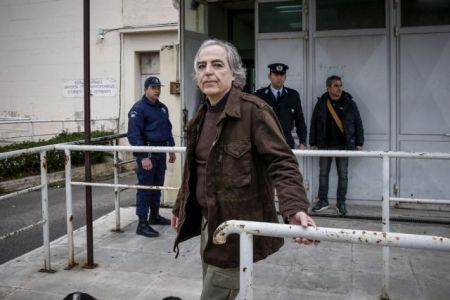 Εκτός φυλακής ξανά ο Κουφοντίνας: Νέα άδεια στον εκτελεστή της 17Ν