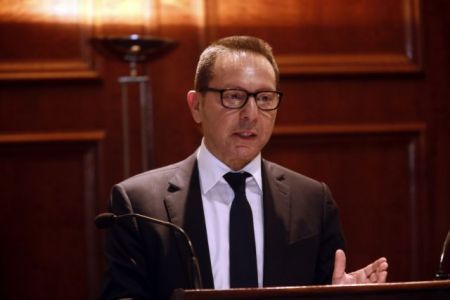 Στουρνάρας: Να ζητήσει η κυβέρνηση κάποια μορφή στήριξης