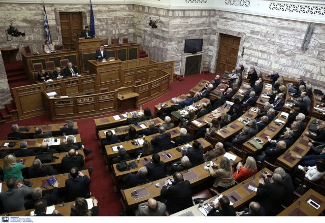 Φοβίζουν τους βουλευτές του ΣΥΡΙΖΑ τα πολλά ανοιχτά μέτωπα