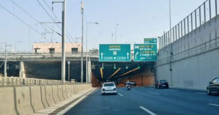 Καραμπόλα επτά αυτοκινήτων στην Αττική Οδό