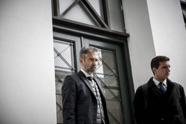 Η «Κοκκινοσκουφίτσα» και η μήνυση κατά Φρουζή