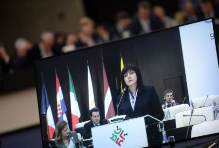 Συμμόρφωση της Τουρκίας στο διεθνές δίκαιο ζητά η ΕΕ