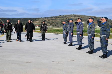 Οικογενειακή «απόδραση» Τσίπρα στην Σκύρο