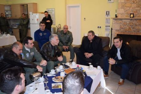 Ο Τσίπρας και οι αναχαιτίσεις