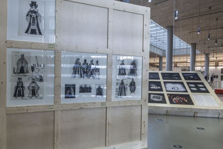 Η Λυρική παρατείνει την έκθεση για τον Λαζαρίδη