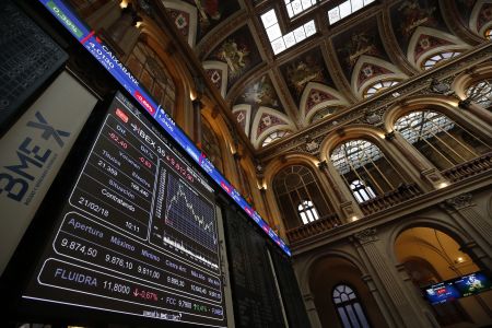 Ωθηση στην επάνοδο της χώρας στις αγορές δίνουν οι οίκοι αξιολόγησης